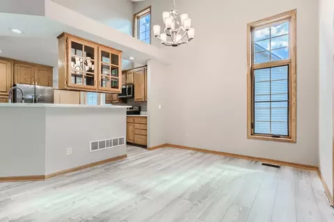 Dining - 1900 Ridgecrest Cir, Eagan, MN 55122 photo 1 of 1