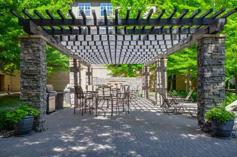 13570 Technology Dr #2214, Eden Prairie, MN 55344