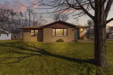 1967 Ridge Ln, Hastings, MN 55033