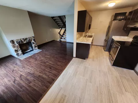3304 River Bluff Dr, Eagan, MN 55121 photo 2