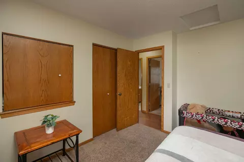 Bedroom - 335 1st St NE, Plainview, MN 55964 photo 2 of 4