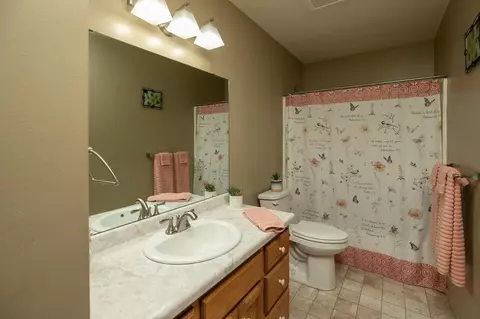 Bath - 335 1st St NE, Plainview, MN 55964 photo 1 of 2