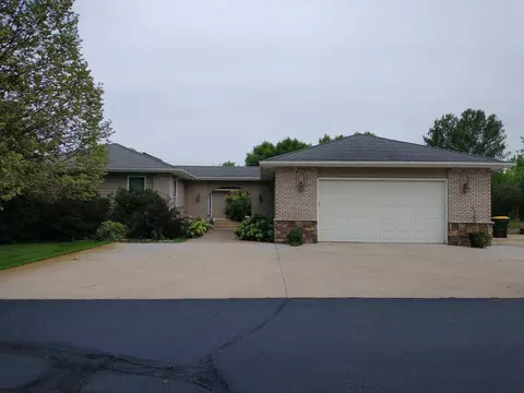 5733 111th Ave NE, Spicer, MN 56288