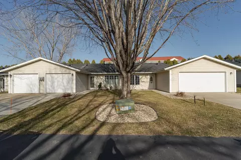 3066 25th St NW, Rochester, MN 55901