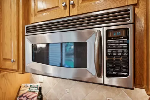 Kitchen - 11664 Oakview Ct, Champlin, MN 55316 photo 11 of 15