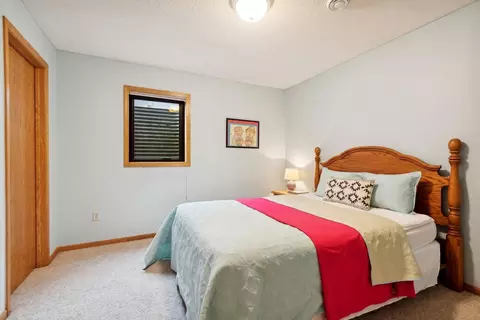 Bedroom - 11664 Oakview Ct, Champlin, MN 55316 photo 8 of 8