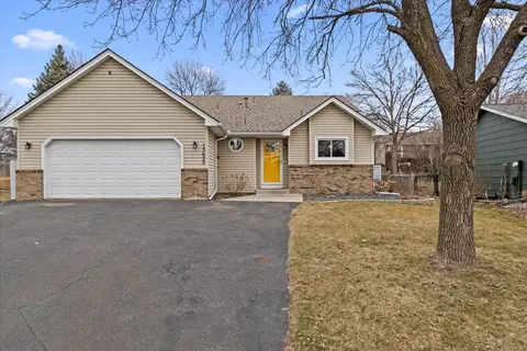 15622 92nd Ave N, Maple Grove, MN 55369