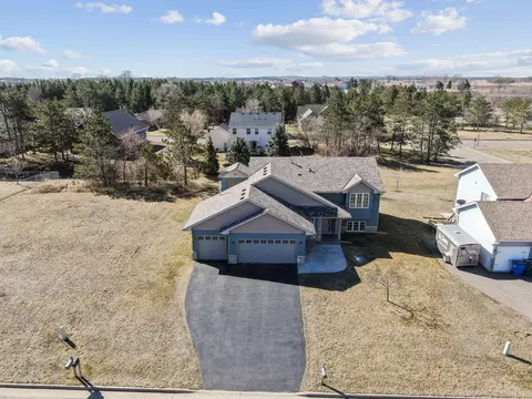 1474 Pheasant Run, New Richmond, WI 54017