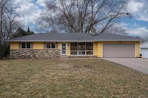 6608 Warren Ave S, Edina, MN 55439