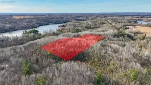 n2383 Loons Landing Road, Weyerhaeuser, WI 54895