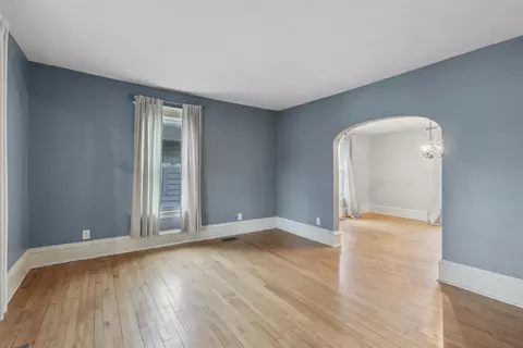 104 3rd St E, Jordan, MN 55352 photo 4