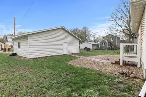 104 3rd St E, Jordan, MN 55352 photo 23