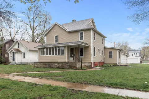 104 3rd St E, Jordan, MN 55352