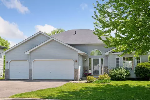 112 Hill St, Montrose, MN 55363
