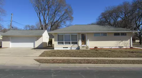 1624 19th Ave NW, Rochester, MN 55901