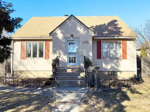 803 7th St S, Virginia, MN 55792