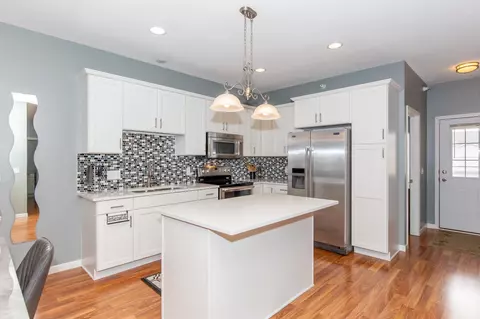 4137 Jarmann Ln, Shakopee, MN 55379