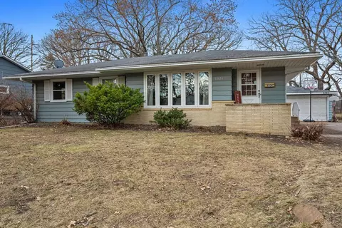 6324 Starlite Blvd NE, Fridley, MN 55432