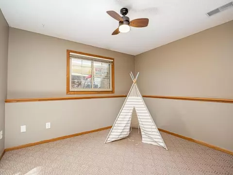 4264 Sun Cliff Rd, Eagan, MN 55122 photo 22