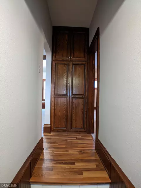 Entry Way - 208 15th Ave S, Saint Cloud, MN 56301 photo 4 of 4