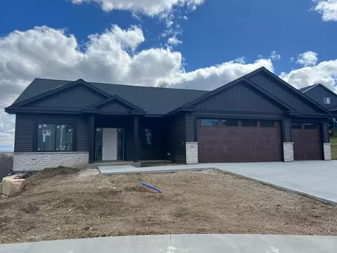 746 Delrose Ln SW, Rochester, MN 55902