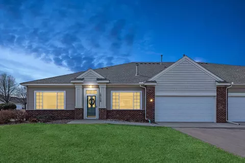 19738 Meadowlark Way #222, Farmington, MN 55024