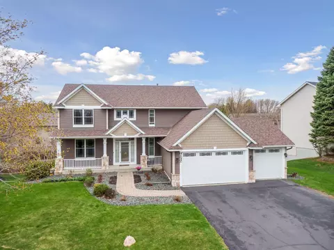9137 Springfield Dr, Chanhassen, MN 55317