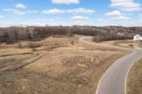 9775 Frontier Ln, Lakeville, MN 55044