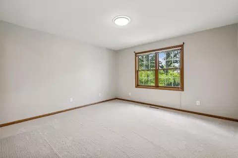 858 Ivy Ln, Eagan, MN 55123 photo 19