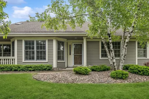 858 Ivy Ln, Eagan, MN 55123 photo 5