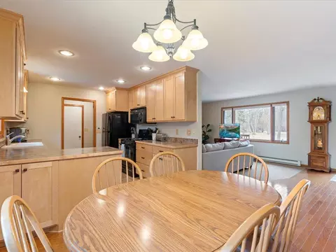 Dining - 16196 Birch Ln, Brainerd, MN 56401 photo 2 of 3