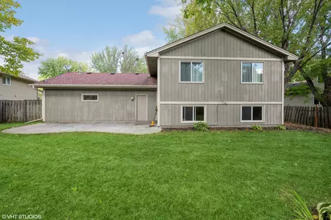 Exterior - 5259 Clayton Dr, Maple Plain, MN 55359 photo 4 of 9