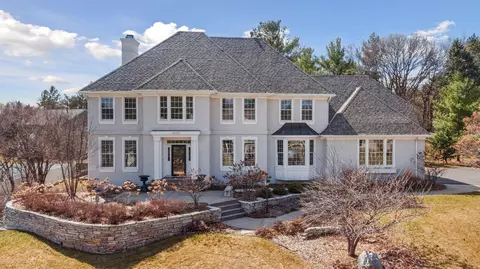 1626 Corral Ln, Woodbury, MN 55125