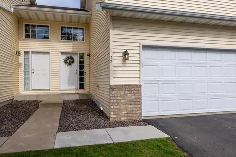 37 Willow Way, Farmington, MN 55024