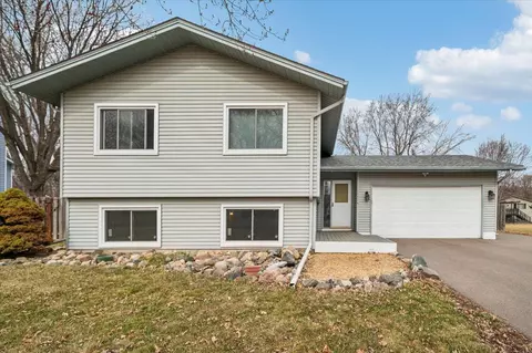 11474 100th Ave N, Maple Grove, MN 55369
