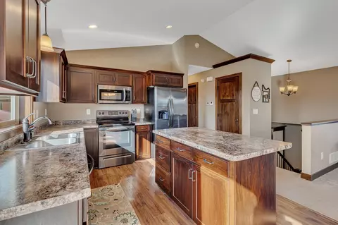 26176 Bluebird Ln, Saint Cloud, MN 56301 photo 3