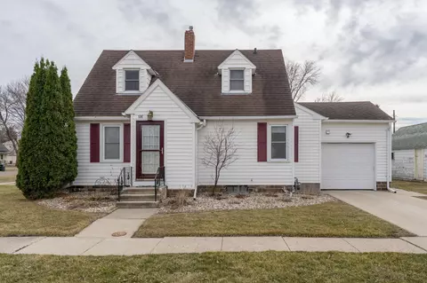 106 1st Ave SW, Winnebago, MN 56098