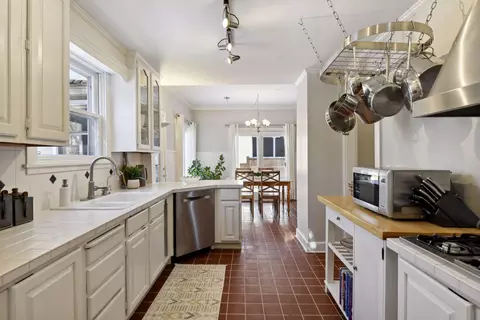 156 Lake St, Excelsior, MN 55331 photo 8