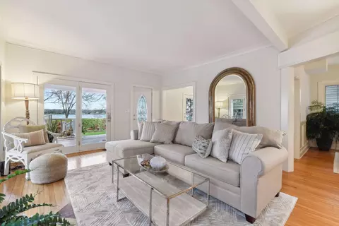 156 Lake St, Excelsior, MN 55331 photo 4