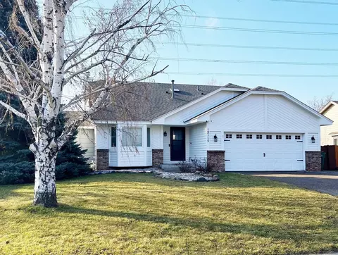 12115 97th Ave N, Maple Grove, MN 55369