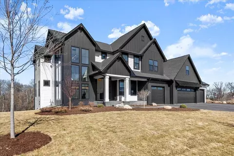 10466 56th Pl N, Lake Elmo, MN 55042