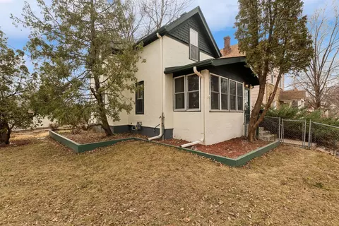 2111 E 33rd St, Minneapolis, MN 55407