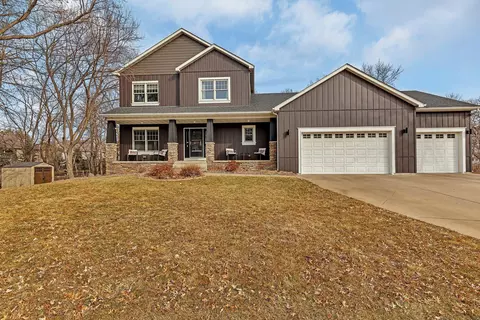 3633 Southridge Ct, Saint Cloud, MN 56301