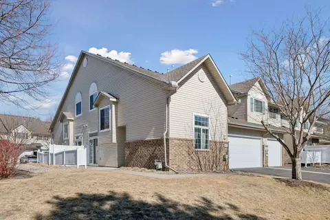 8457 Cortland Rd, Eden Prairie, MN 55344