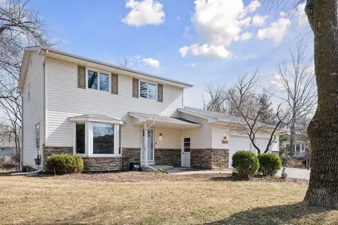 3835 Susan Ln, Minnetonka, MN 55345