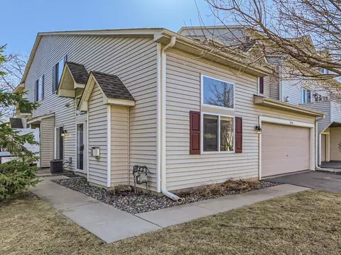 9108 Comstock Ln N, Maple Grove, MN 55311