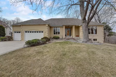 14000 42nd Ave N, Plymouth, MN 55446