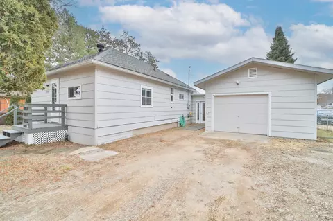 210 3rd St NE, Crosby, MN 56441