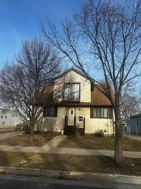 30 9th Ave NE, Rochester, MN 55906
