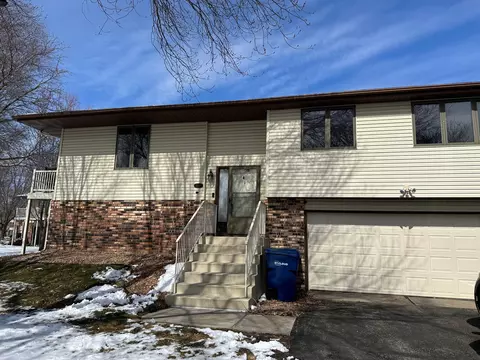 1206 14th St N, Saint Cloud, MN 56303